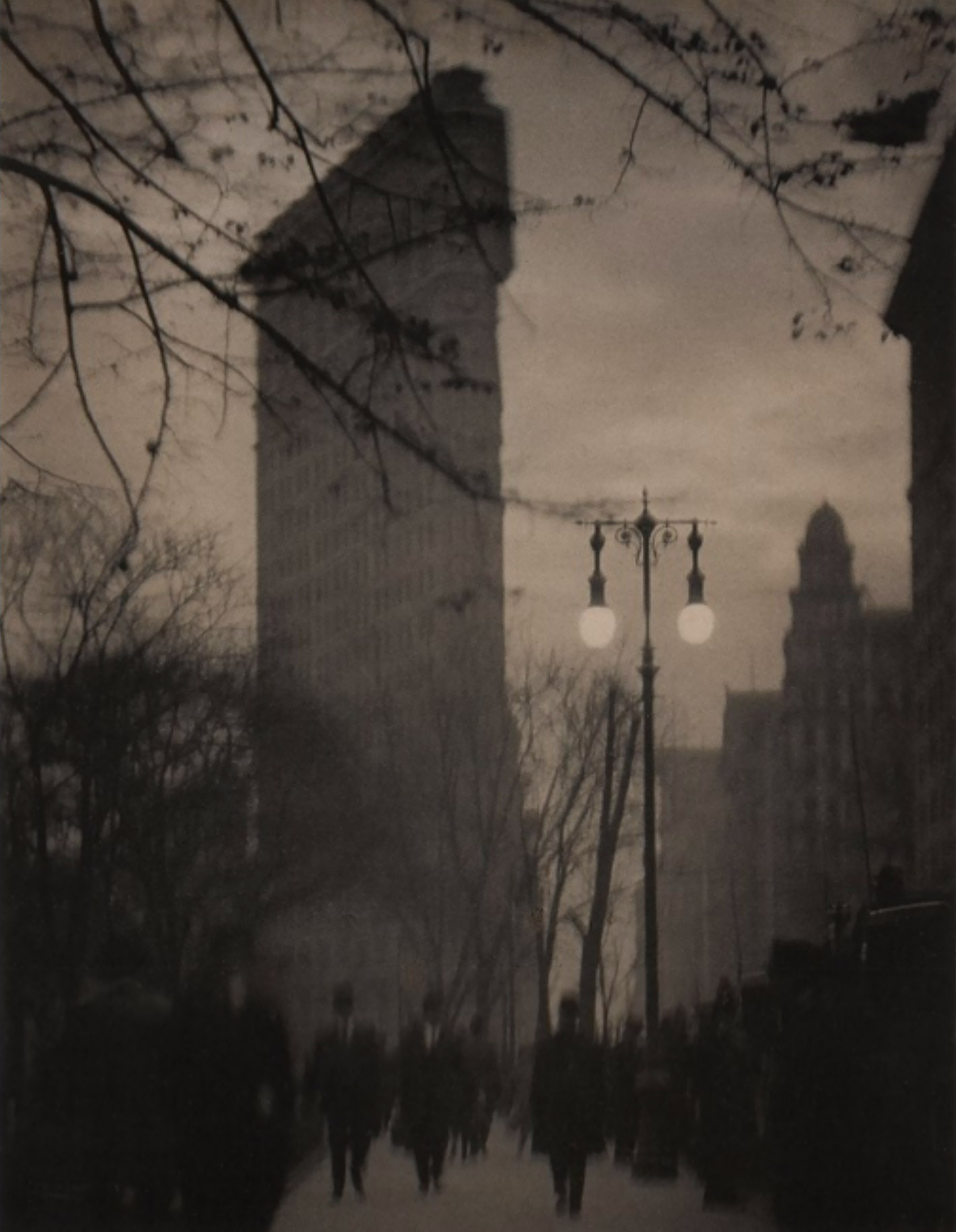 Alvin Langdon Coburn - The Flat Iron Building, Evening.