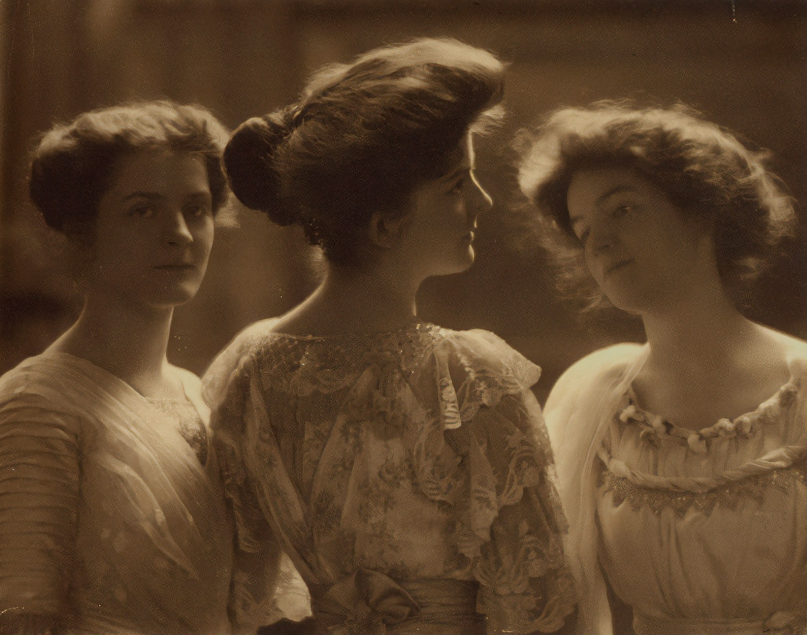 Elias Goldensky - Portrait de trois femmes.