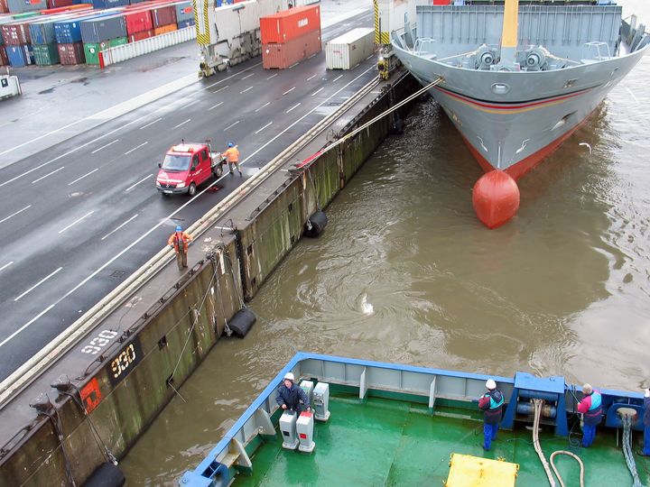 CMA-CGM Tage.