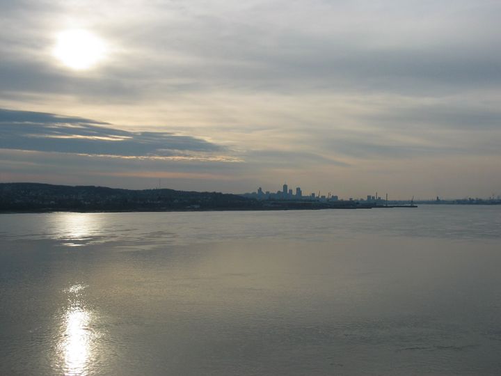 Lévis et la ville de Québec.